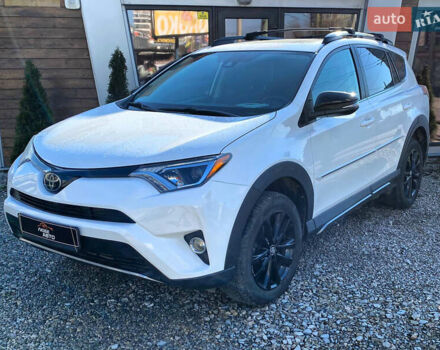 Білий Тойота РАВ 4, об'ємом двигуна 2.49 л та пробігом 104 тис. км за 17500 $, фото 2 на Automoto.ua