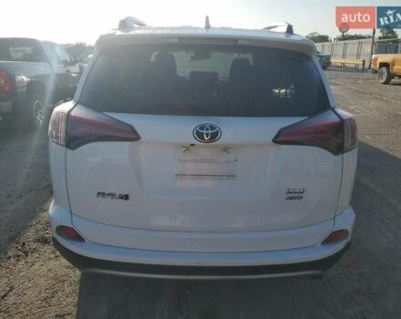 Білий Тойота РАВ 4, об'ємом двигуна 2.49 л та пробігом 85 тис. км за 4500 $, фото 5 на Automoto.ua