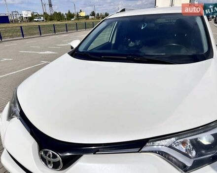 Белый Тойота РАВ 4, объемом двигателя 2 л и пробегом 171 тыс. км за 19999 $, фото 31 на Automoto.ua