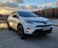 Білий Тойота РАВ 4, об'ємом двигуна 2.49 л та пробігом 112 тис. км за 25000 $, фото 24 на Automoto.ua