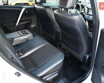 Белый Тойота РАВ 4, объемом двигателя 2.49 л и пробегом 96 тыс. км за 23968 $, фото 6 на Automoto.ua