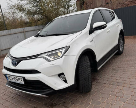 Белый Тойота РАВ 4, объемом двигателя 2.49 л и пробегом 144 тыс. км за 24990 $, фото 1 на Automoto.ua