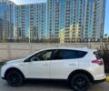 Белый Тойота РАВ 4, объемом двигателя 2.49 л и пробегом 100 тыс. км за 25999 $, фото 2 на Automoto.ua