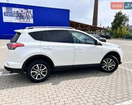 Белый Тойота РАВ 4, объемом двигателя 2 л и пробегом 171 тыс. км за 19999 $, фото 18 на Automoto.ua