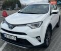 Білий Тойота РАВ 4, об'ємом двигуна 2.49 л та пробігом 159 тис. км за 23500 $, фото 1 на Automoto.ua