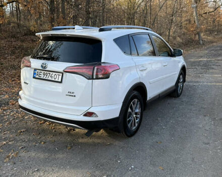 Білий Тойота РАВ 4, об'ємом двигуна 2.49 л та пробігом 150 тис. км за 22500 $, фото 6 на Automoto.ua