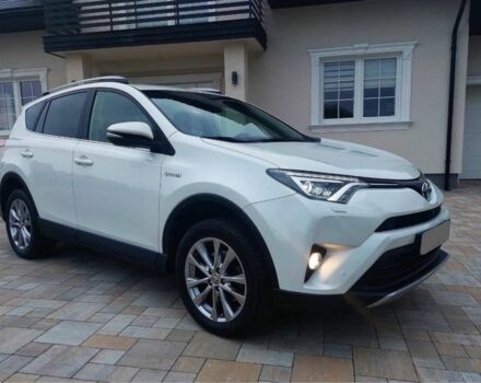 Білий Тойота РАВ 4, об'ємом двигуна 0 л та пробігом 140 тис. км за 12800 $, фото 1 на Automoto.ua