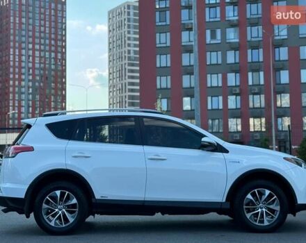 Білий Тойота РАВ 4, об'ємом двигуна 2.49 л та пробігом 121 тис. км за 24500 $, фото 11 на Automoto.ua