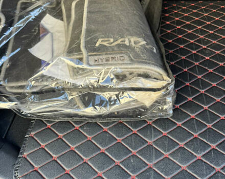 Белый Тойота РАВ 4, объемом двигателя 2.49 л и пробегом 100 тыс. км за 25999 $, фото 15 на Automoto.ua