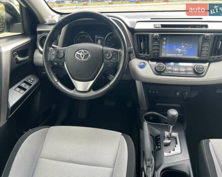 Белый Тойота РАВ 4, объемом двигателя 2.49 л и пробегом 154 тыс. км за 19400 $, фото 25 на Automoto.ua