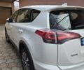 Белый Тойота РАВ 4, объемом двигателя 2.5 л и пробегом 110 тыс. км за 23500 $, фото 1 на Automoto.ua