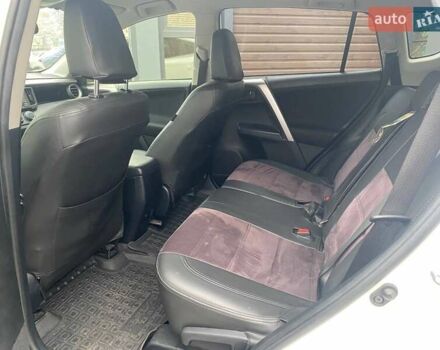 Белый Тойота РАВ 4, объемом двигателя 2.49 л и пробегом 107 тыс. км за 16950 $, фото 17 на Automoto.ua