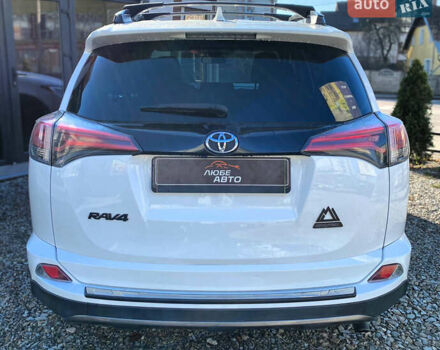 Білий Тойота РАВ 4, об'ємом двигуна 2.49 л та пробігом 104 тис. км за 17500 $, фото 5 на Automoto.ua