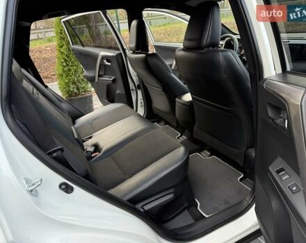 Белый Тойота РАВ 4, объемом двигателя 2.5 л и пробегом 117 тыс. км за 24300 $, фото 42 на Automoto.ua