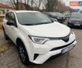 Белый Тойота РАВ 4, объемом двигателя 2.49 л и пробегом 107 тыс. км за 16950 $, фото 3 на Automoto.ua