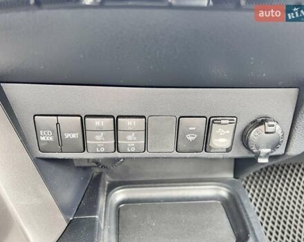 Белый Тойота РАВ 4, объемом двигателя 2 л и пробегом 171 тыс. км за 19999 $, фото 91 на Automoto.ua