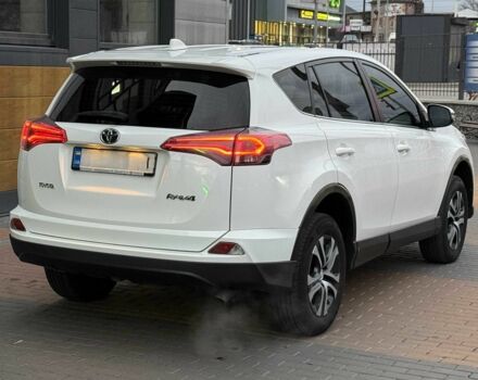 Белый Тойота РАВ 4, объемом двигателя 2 л и пробегом 98 тыс. км за 19500 $, фото 5 на Automoto.ua