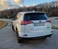 Білий Тойота РАВ 4, об'ємом двигуна 2.49 л та пробігом 112 тис. км за 25000 $, фото 9 на Automoto.ua