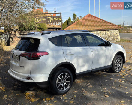 Білий Тойота РАВ 4, об'ємом двигуна 1.99 л та пробігом 196 тис. км за 19700 $, фото 19 на Automoto.ua