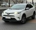 Белый Тойота РАВ 4, объемом двигателя 2 л и пробегом 98 тыс. км за 19500 $, фото 1 на Automoto.ua