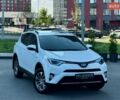 Білий Тойота РАВ 4, об'ємом двигуна 2.49 л та пробігом 121 тис. км за 24500 $, фото 1 на Automoto.ua