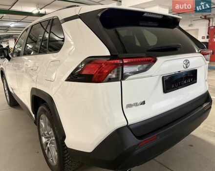Білий Тойота РАВ 4, об'ємом двигуна 2.49 л та пробігом 33 тис. км за 27900 $, фото 5 на Automoto.ua