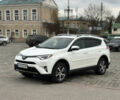 Білий Тойота РАВ 4, об'ємом двигуна 2.49 л та пробігом 163 тис. км за 18000 $, фото 9 на Automoto.ua