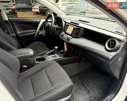 Белый Тойота РАВ 4, объемом двигателя 2.49 л и пробегом 98 тыс. км за 23999 $, фото 60 на Automoto.ua