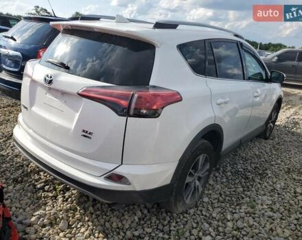 Білий Тойота РАВ 4, об'ємом двигуна 2.49 л та пробігом 85 тис. км за 4500 $, фото 2 на Automoto.ua