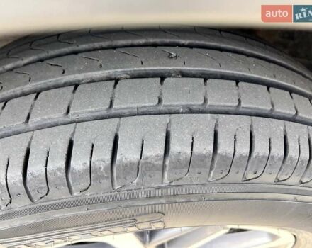 Белый Тойота РАВ 4, объемом двигателя 2 л и пробегом 171 тыс. км за 19999 $, фото 113 на Automoto.ua