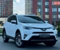 Білий Тойота РАВ 4, об'ємом двигуна 2.49 л та пробігом 121 тис. км за 24500 $, фото 1 на Automoto.ua