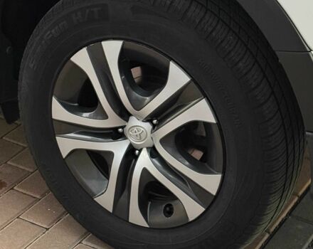 Белый Тойота РАВ 4, объемом двигателя 2 л и пробегом 98 тыс. км за 19500 $, фото 12 на Automoto.ua