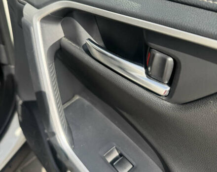 Белый Тойота РАВ 4, объемом двигателя 2.49 л и пробегом 140 тыс. км за 27000 $, фото 13 на Automoto.ua