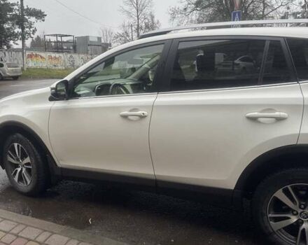 Белый Тойота РАВ 4, объемом двигателя 2.49 л и пробегом 119 тыс. км за 19000 $, фото 12 на Automoto.ua