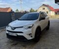 Белый Тойота РАВ 4, объемом двигателя 2.49 л и пробегом 115 тыс. км за 24300 $, фото 1 на Automoto.ua