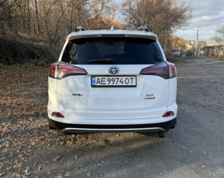 Белый Тойота РАВ 4, объемом двигателя 2.5 л и пробегом 150 тыс. км за 22500 $, фото 5 на Automoto.ua