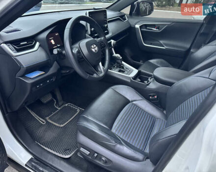 Белый Тойота РАВ 4, объемом двигателя 2.5 л и пробегом 62 тыс. км за 29900 $, фото 29 на Automoto.ua