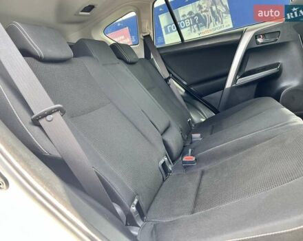 Белый Тойота РАВ 4, объемом двигателя 2 л и пробегом 171 тыс. км за 19999 $, фото 59 на Automoto.ua