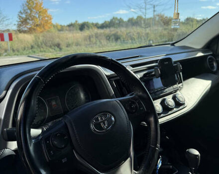 Белый Тойота РАВ 4, объемом двигателя 1.99 л и пробегом 98 тыс. км за 21000 $, фото 6 на Automoto.ua