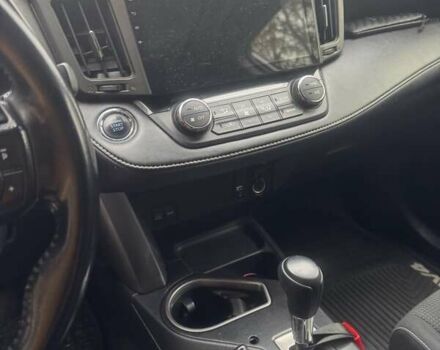 Белый Тойота РАВ 4, объемом двигателя 2.49 л и пробегом 119 тыс. км за 19000 $, фото 11 на Automoto.ua