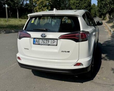 Белый Тойота РАВ 4, объемом двигателя 1.99 л и пробегом 185 тыс. км за 23000 $, фото 7 на Automoto.ua
