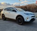 Білий Тойота РАВ 4, об'ємом двигуна 2.49 л та пробігом 112 тис. км за 25000 $, фото 28 на Automoto.ua