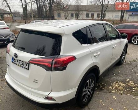 Белый Тойота РАВ 4, объемом двигателя 2.49 л и пробегом 107 тыс. км за 16950 $, фото 9 на Automoto.ua