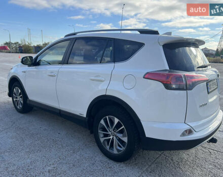 Белый Тойота РАВ 4, объемом двигателя 2.49 л и пробегом 154 тыс. км за 19400 $, фото 8 на Automoto.ua