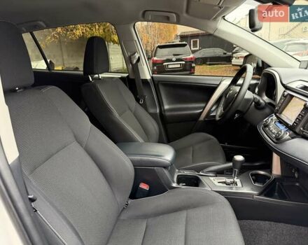 Белый Тойота РАВ 4, объемом двигателя 2.49 л и пробегом 98 тыс. км за 23999 $, фото 61 на Automoto.ua