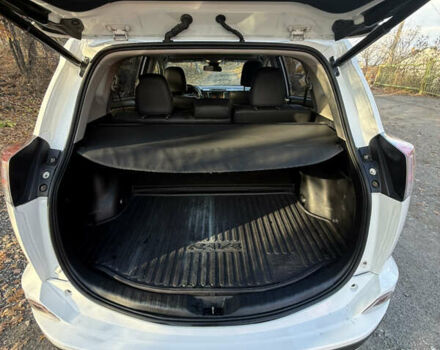 Білий Тойота РАВ 4, об'ємом двигуна 2.49 л та пробігом 150 тис. км за 22500 $, фото 12 на Automoto.ua