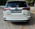 Білий Тойота РАВ 4, об'ємом двигуна 2.5 л та пробігом 80 тис. км за 25000 $, фото 3 на Automoto.ua
