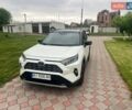 Белый Тойота РАВ 4, объемом двигателя 2.49 л и пробегом 99 тыс. км за 30000 $, фото 1 на Automoto.ua