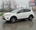 Белый Тойота РАВ 4, объемом двигателя 2.49 л и пробегом 132 тыс. км за 19200 $, фото 1 на Automoto.ua