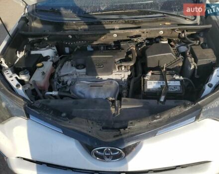 Білий Тойота РАВ 4, об'ємом двигуна 2.49 л та пробігом 85 тис. км за 4500 $, фото 11 на Automoto.ua